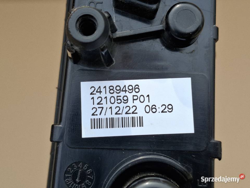 VOLVO FH5 KIERUNKOWSKAZ PRZEDŁUŻENIA DRZWI PRAWY Bieleń sprzedam