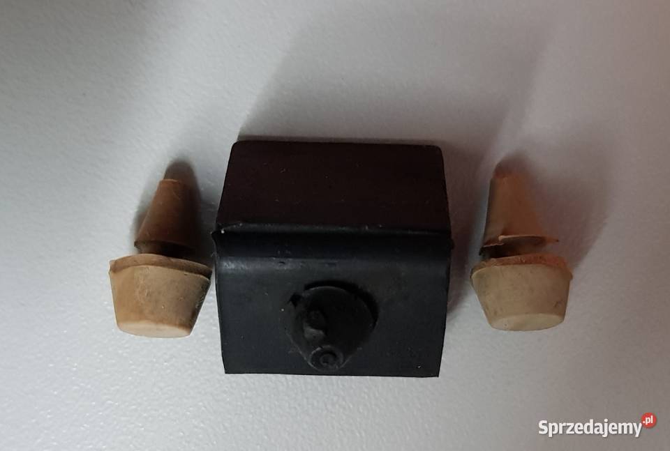 FSM FIAT 126p odbój klapy bagażnika śląskie Jaworzno