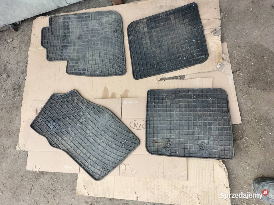 VOLVO S40 V40 WYCIERACZKI DYWANIKI sprzedam