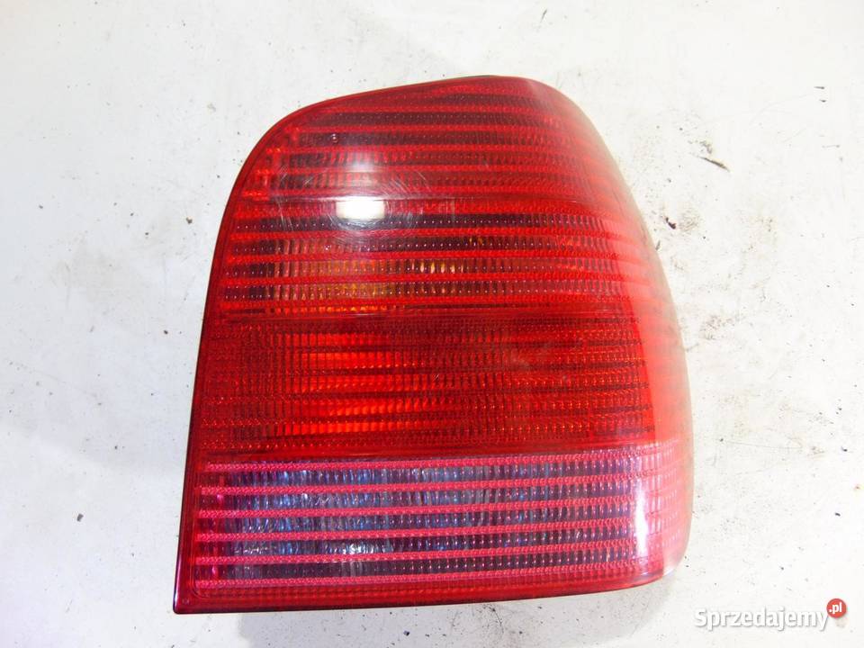 LAMPA PRAWA TYLNA TYŁ VW POLO III 6N