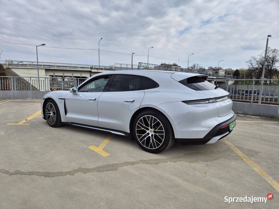 Porsche Taycan welurowa tapicerka małopolskie Bochnia