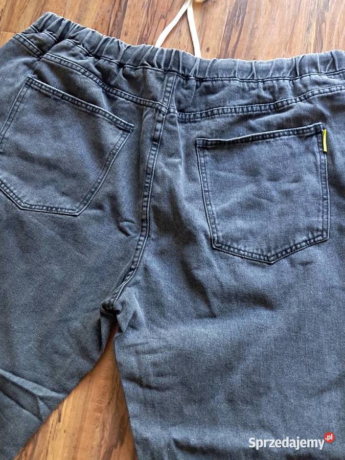 nowe męskie spodnie XXXL dł 104 szer w pasie 48 Sandomierz