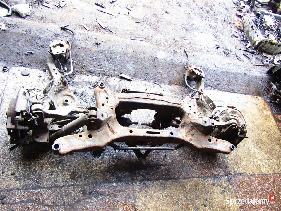 BELKA OŚ ZAWIESZENIA TYLNA TYŁ 16 DCI 4X4 NISSAN