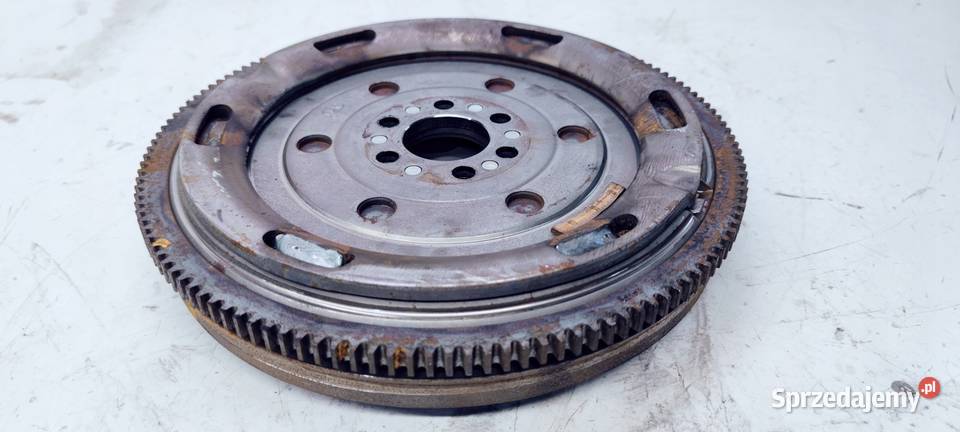 SPRZĘGŁO KOŁO DWUMAS AUDI A4 A6 CVT 415062308 osobowe Przystajń