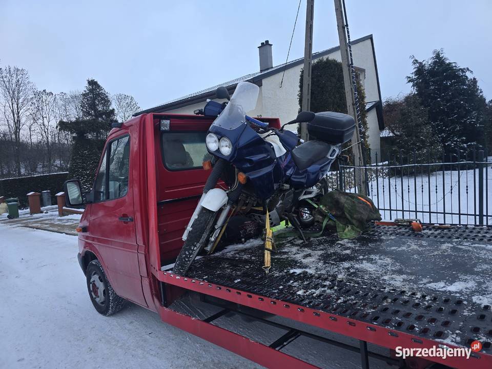 Auto laweta pomoc drogowa transport samochodów i Gołdap