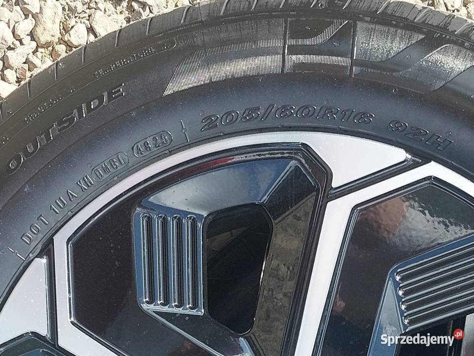Koła Kia Niro 20560R16 mazowieckie Zalesie