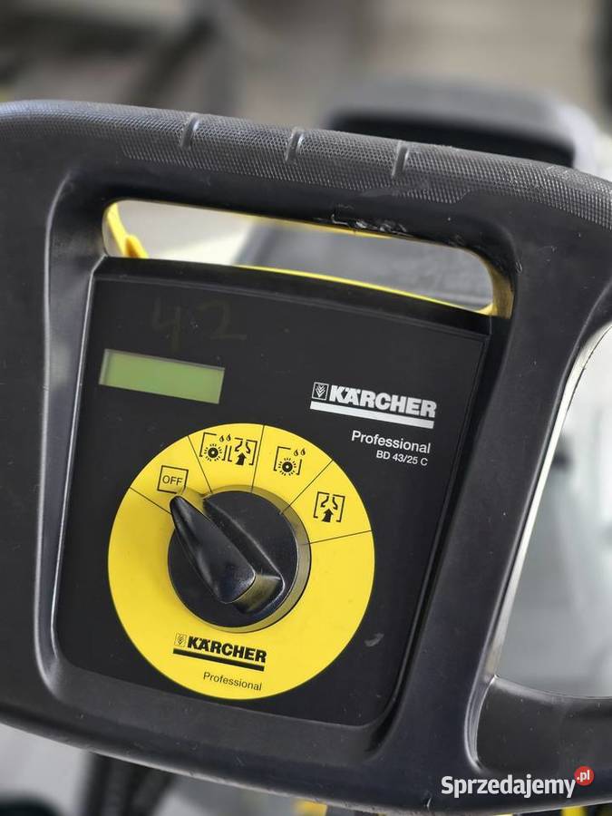 Szorowarka KARCHER BD 4325 C Bp Myjka do podłóg Zduny