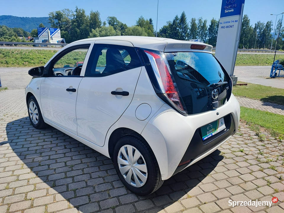 Toyota Aygo AYGO 10 x oryginał lakier II 2014 VAT marża Samochody osobowe Ustroń