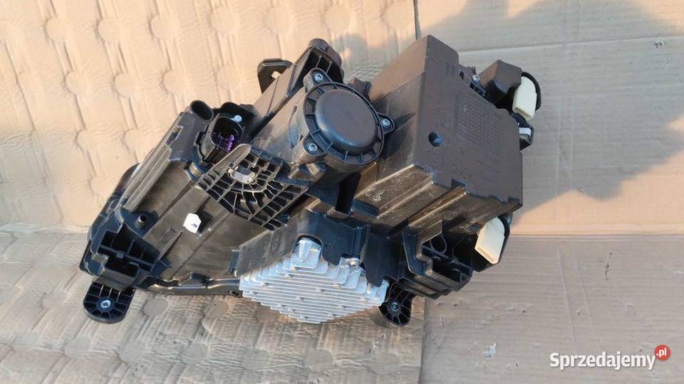 Lampa Przód Prawa Full Led Matrix Audi Q2 SQ2
