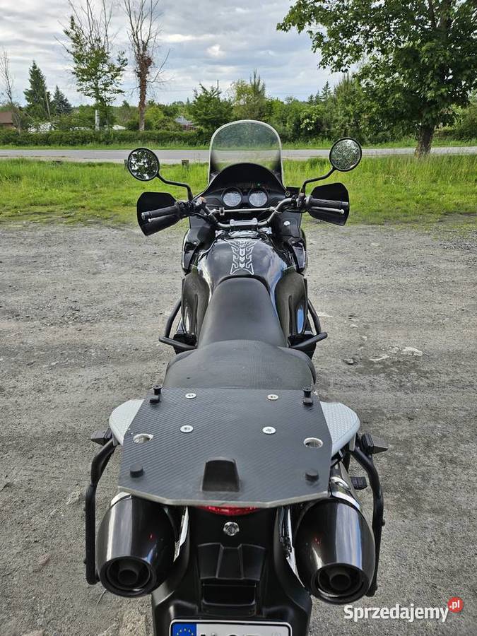 Honda Varadero XL 1000 nieuszkodzony