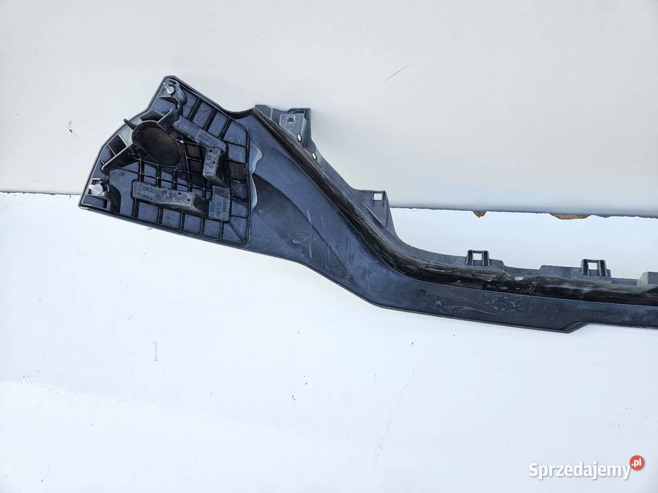 IVECO DAILY LIFT LISTWA GRILLA ATRAPY PRZÓD