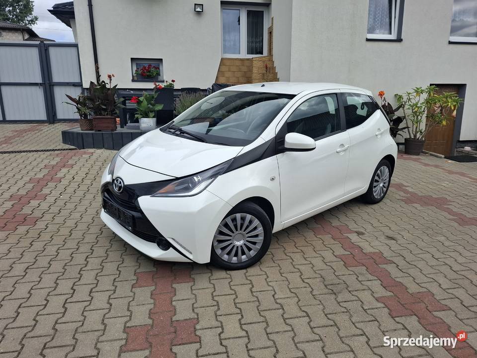 Toyota Aygo 10 BenzynaKlimaTempomatSerwis świętokrzyskie Pawłów