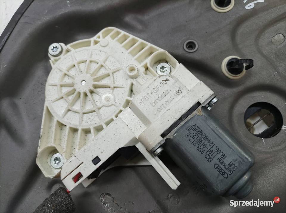 MECHANIZM SZYBY PRAWY TYŁ 3T5839402A Skoda Mechanizmy opuszczania szyb