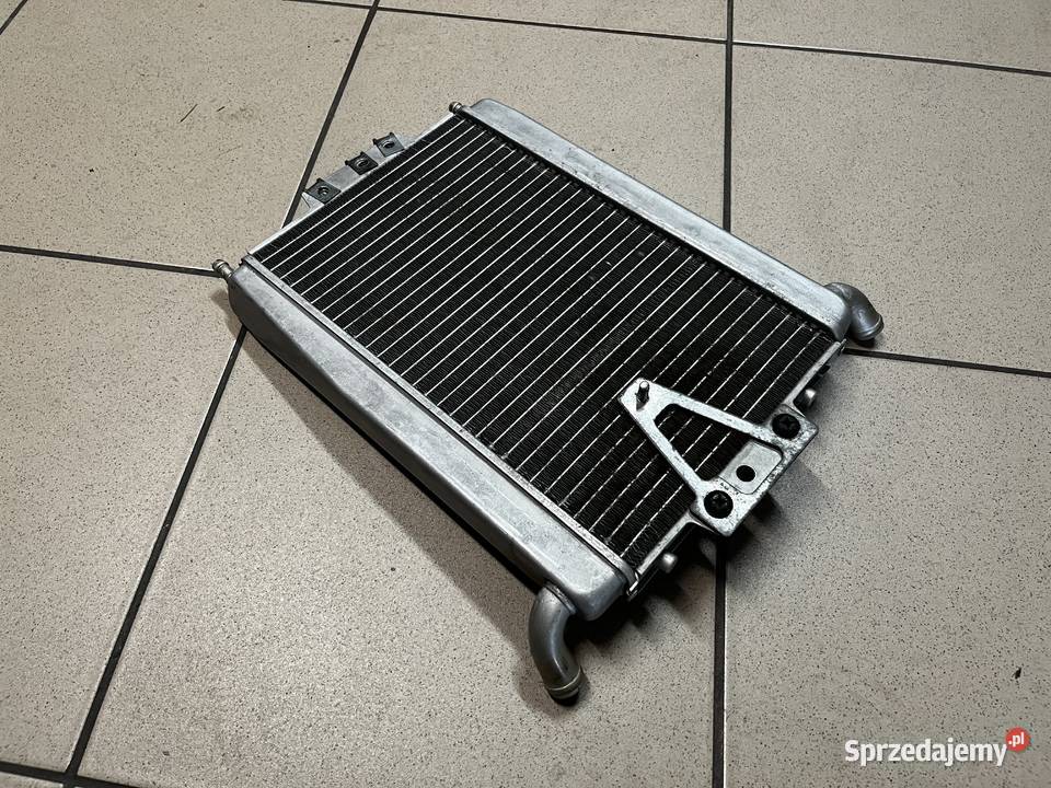 Chłodnica Piaggio XEVO 125 Brzeszcze