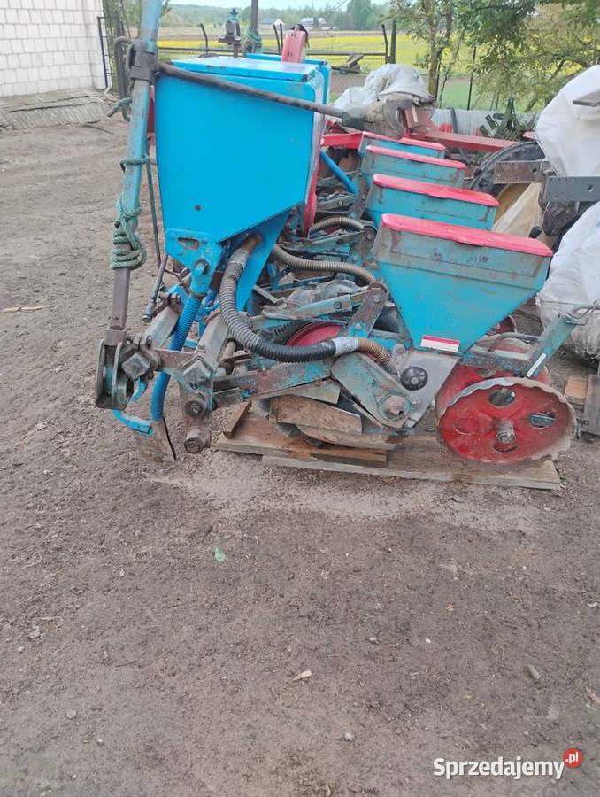 Siewnik do kukurydzy