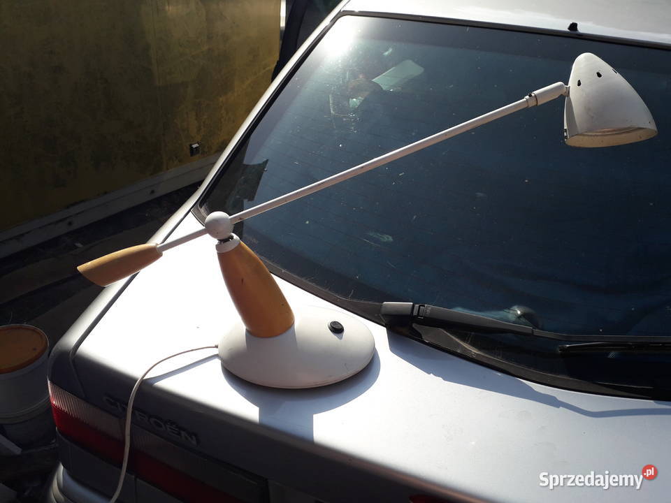 Lampa biurkowa halogenowa dwustopniowa