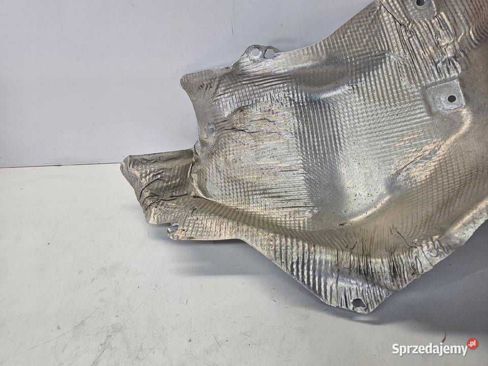 OSŁONA TERMICZNA LEWY TYŁ AUDI A4 B9 8W0804173C Przystajń