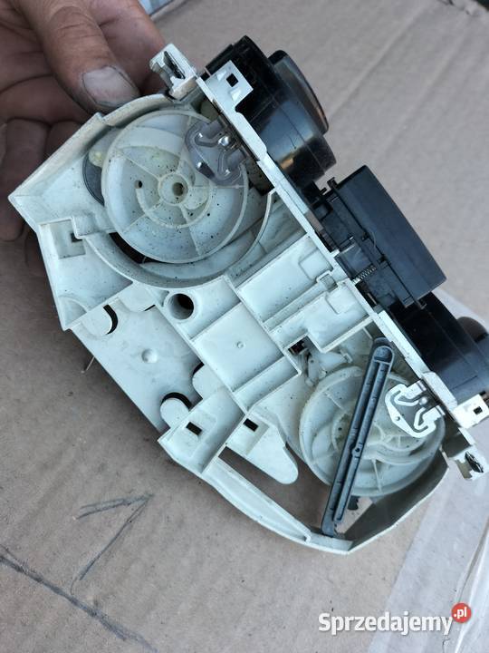 Panel nawiewu klimatyzacji 1J0819045F VW Polo 6N Kamień-Kolonia sprzedam