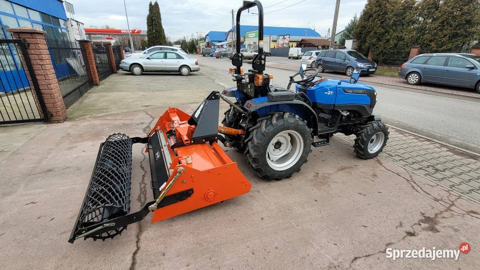 Traktor SOLIS 26 4x4 ogrodniczy sadowniczy rebak Półbiegi pod obciążeniem świętokrzyskie