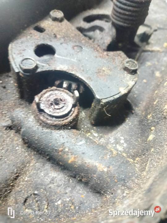 Pokrywa silnika Suzuki lido Pozostałe sprzedam