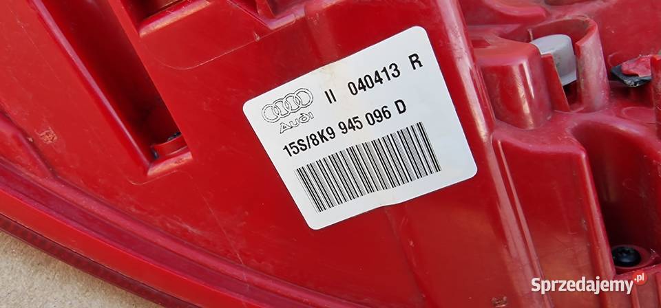 AUDI A4 B8 KOMBI LIFT LAMPA TYLNA PRAWA IDEALNA osobowe