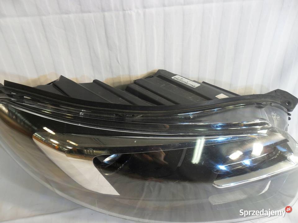 Opel Vivaro III Citroen Jumpy xenon lampa prawa Nowy Tomyśl