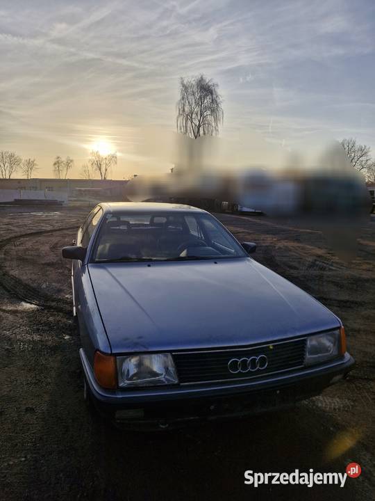 Audi 100 C3