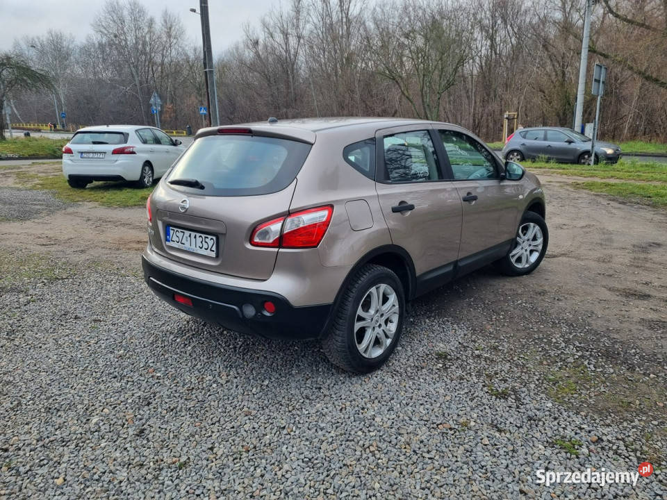Nissan Qashqai Salon I WŁ Klima Pdc Alu 17 Ładny komputer pokładowy Motoryzacja Szczecin sprzedam