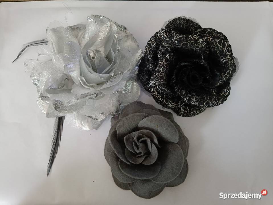 3 broszki kwiaty w szarościach Białystok