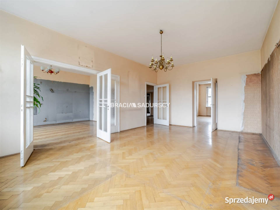 sprzedaży mieszkania 1177m 4 pokojowe Kraków