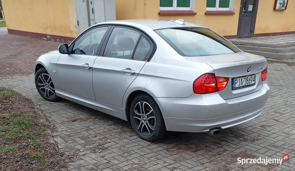 BMW E90 320i benzyna Jarocin