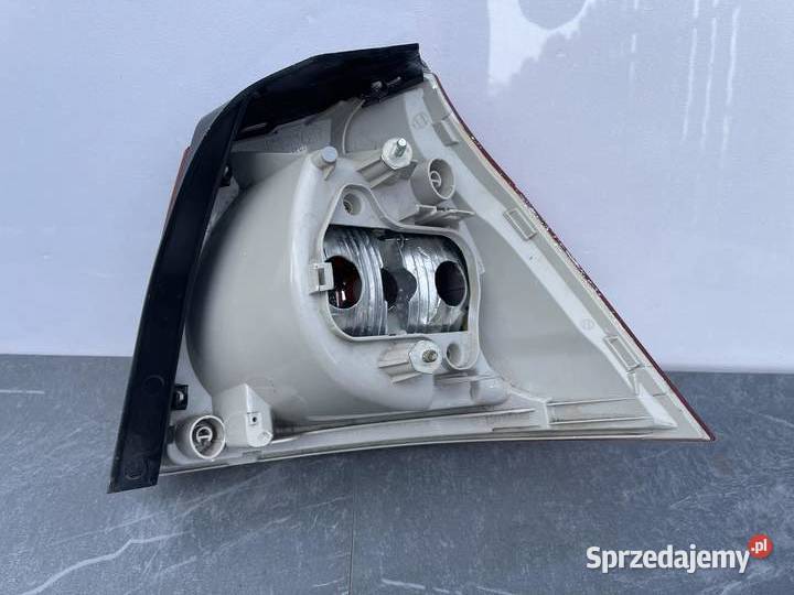 VW GOLF 5 LEWA LAMPA TYŁ Ostroróg