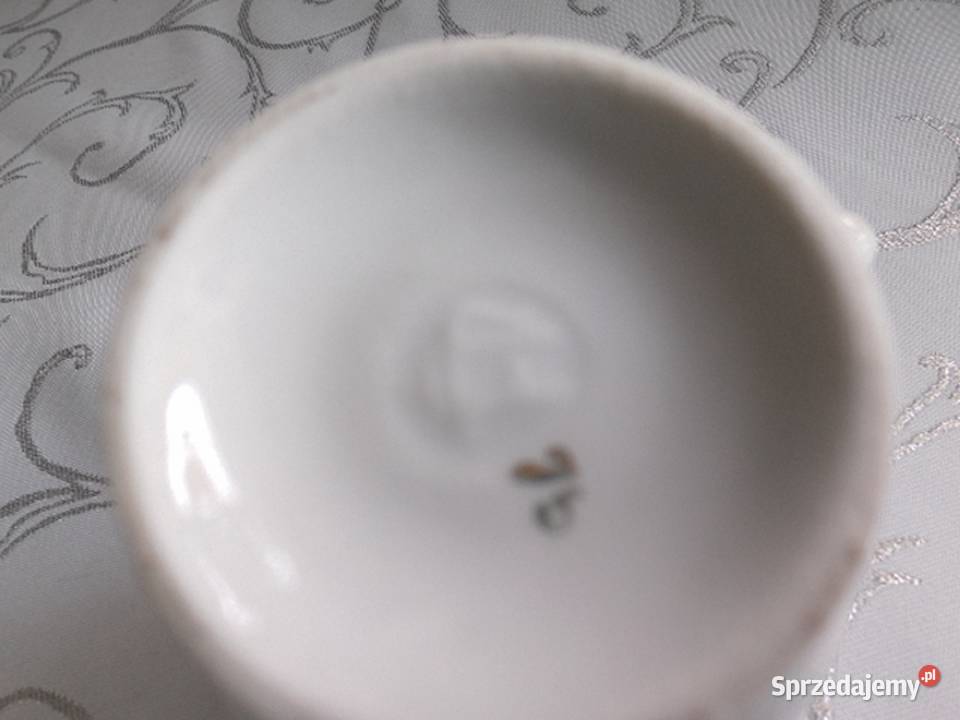 Porcelanowy mlecznik