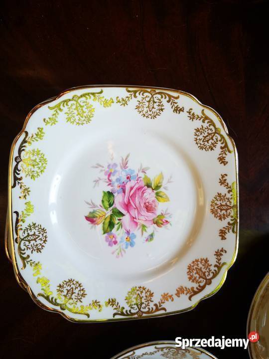 Filiżanka na spodku z 2 talerzykami England 22 Gdańsk