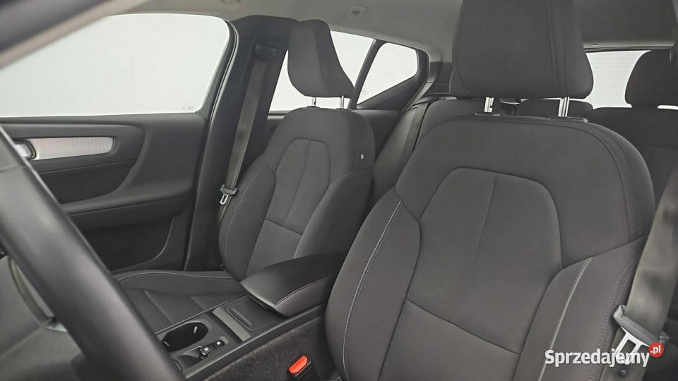 Volvo XC 40 T3 Momentum aut Z Polskiego Salonu 135000km XC 40 Warszawa sprzedam