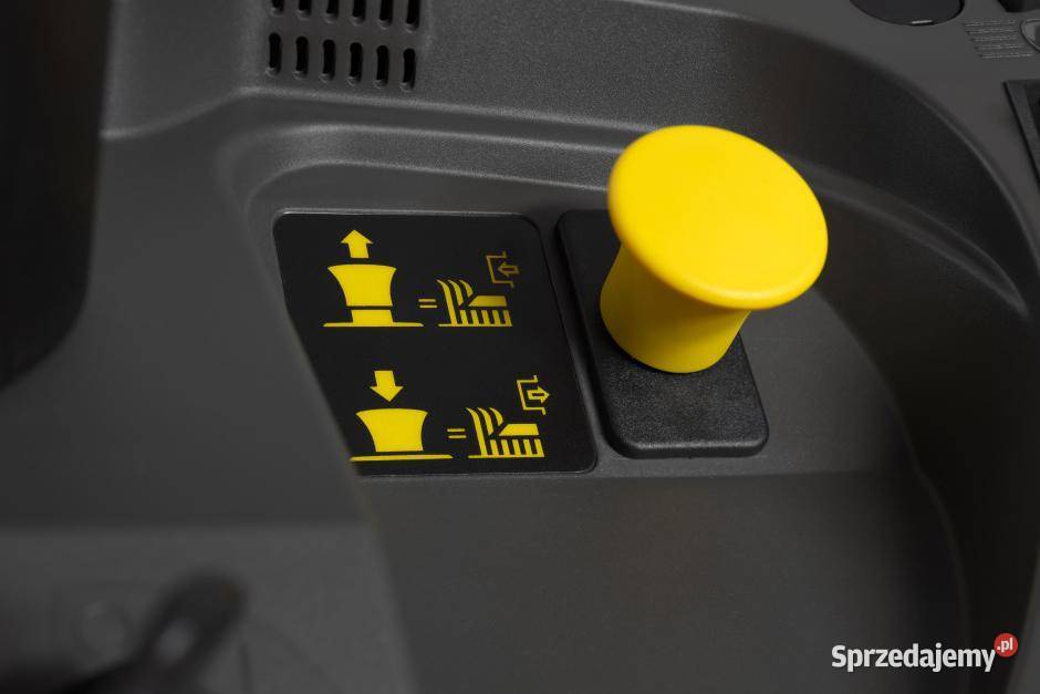 Traktor ogrodowy kosiarka samojezdna Estate 7102 Narzędzia ogrodnicze Kobiele Wielkie