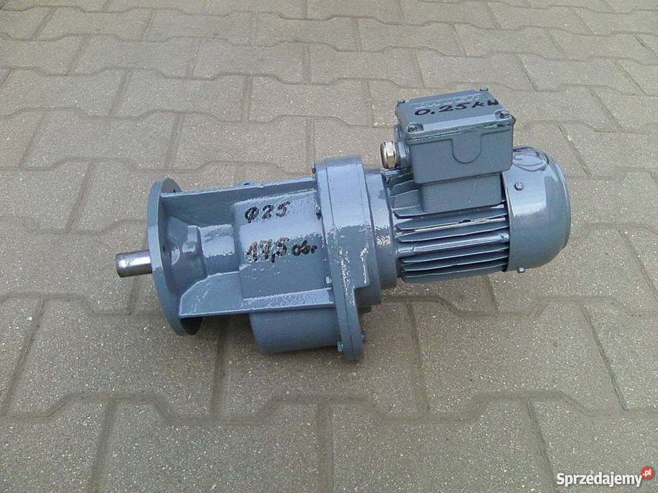 Motoreduktor 025 kW 175 obr 3faz Leszno