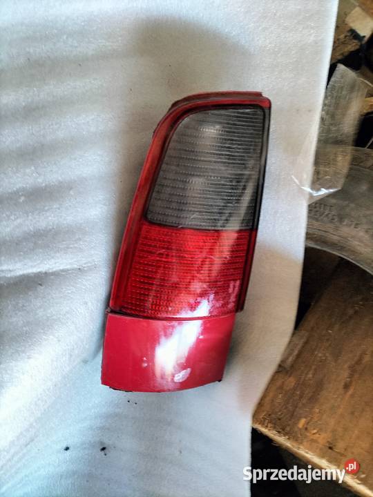 SEAT CORDOBA VARIO LAMPA TYŁ TYLNA LEWA Lewe Kamień-Kolonia