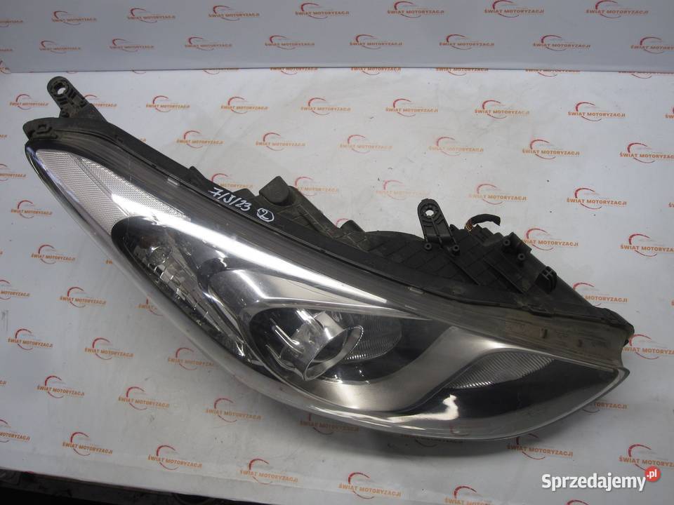 HYUNDAI I30 II 13r lampa prawa przód ANGLIK Kielce