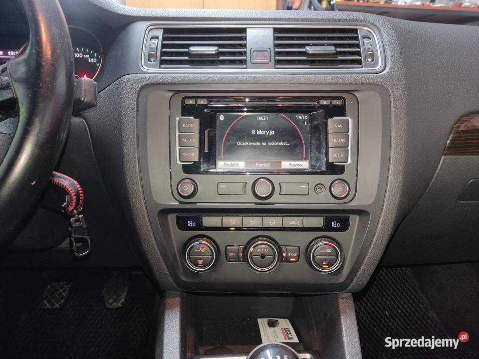 VW Jetta 14 TSI 2015 55000 oryginalnego Iwaniska