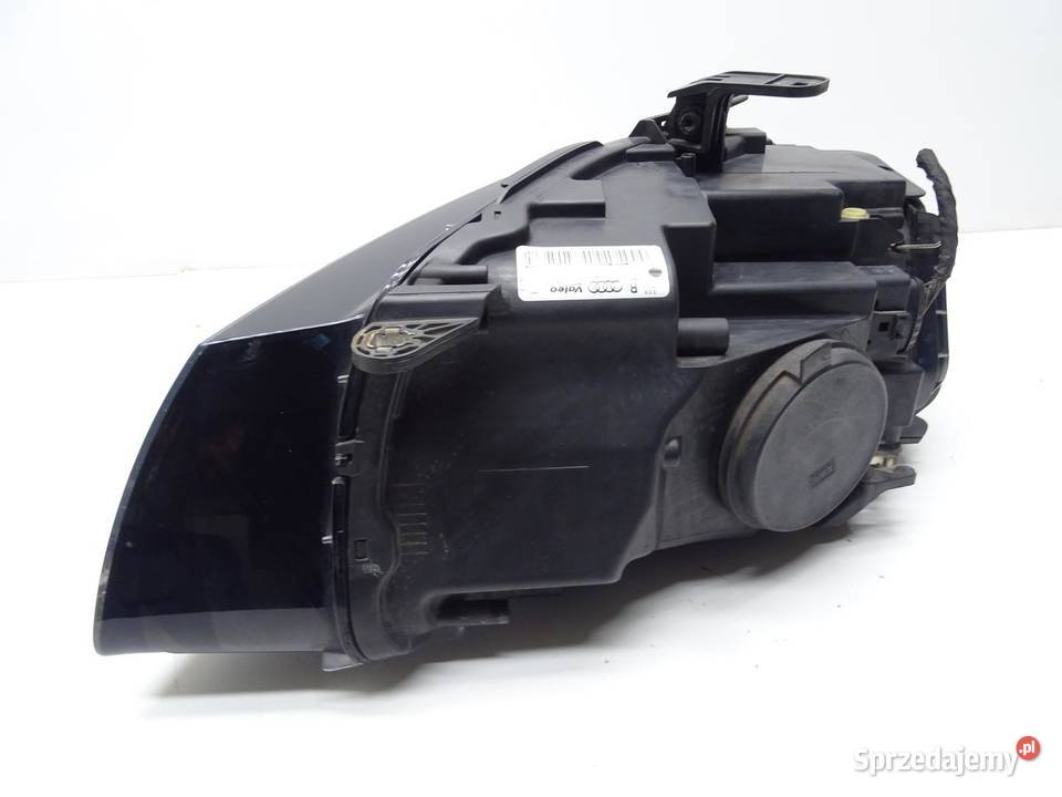 LAMPA REFLEKTOR PRAWA PRAWY PRZEDNIA XENON LED