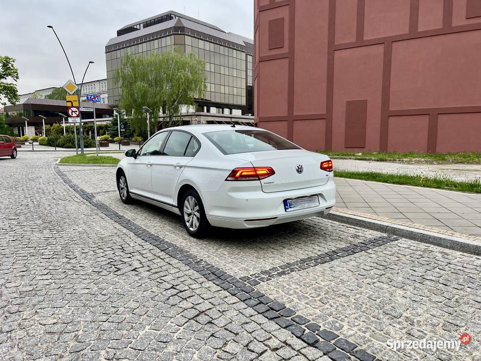 VW Passat B8 Salon Polska ORYGINALNY LAKIER I Kielce sprzedam