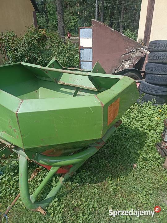 Siewnik do nawozów nieuszkodzony mazowieckie Węgrów