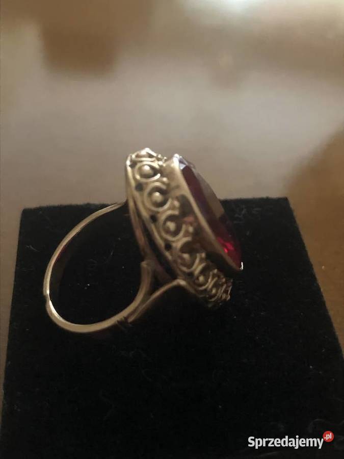 Stary złoty 583 pierścionek z rubinem