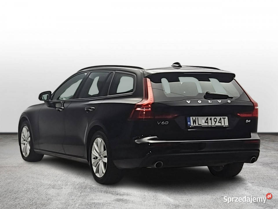 Volvo V60 V60 B4 D Momentum Z Polskiego Salonu ESP Warszawa