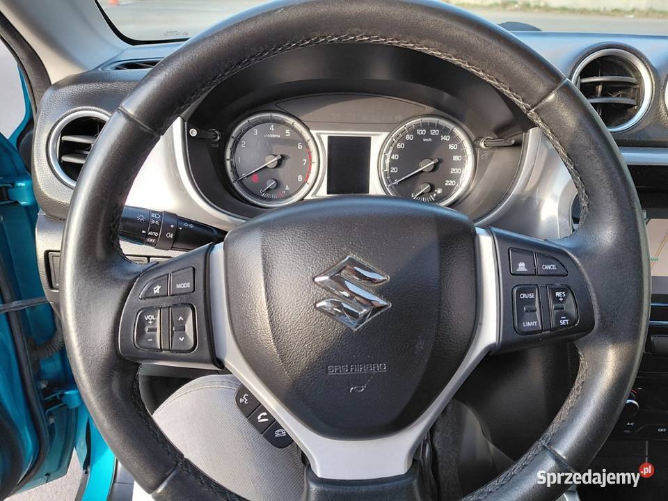 SUZUKI VITARA 2015r 16 4X4 panorama dach navi