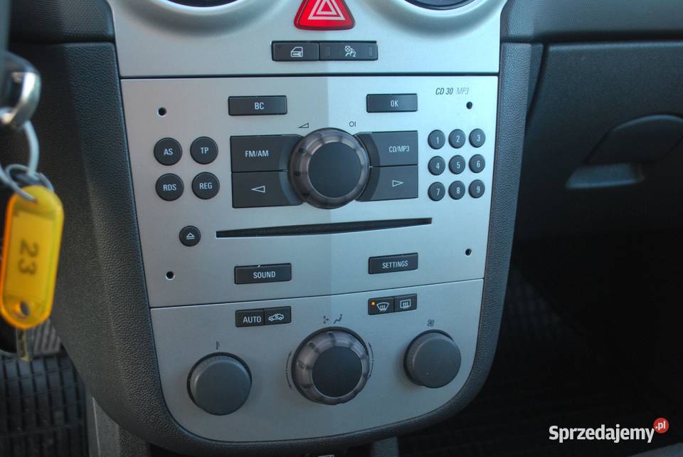 Opel Corsa D 12 Benzyna Klima Tempomat Alufelgi immobilizer Nowy Sącz