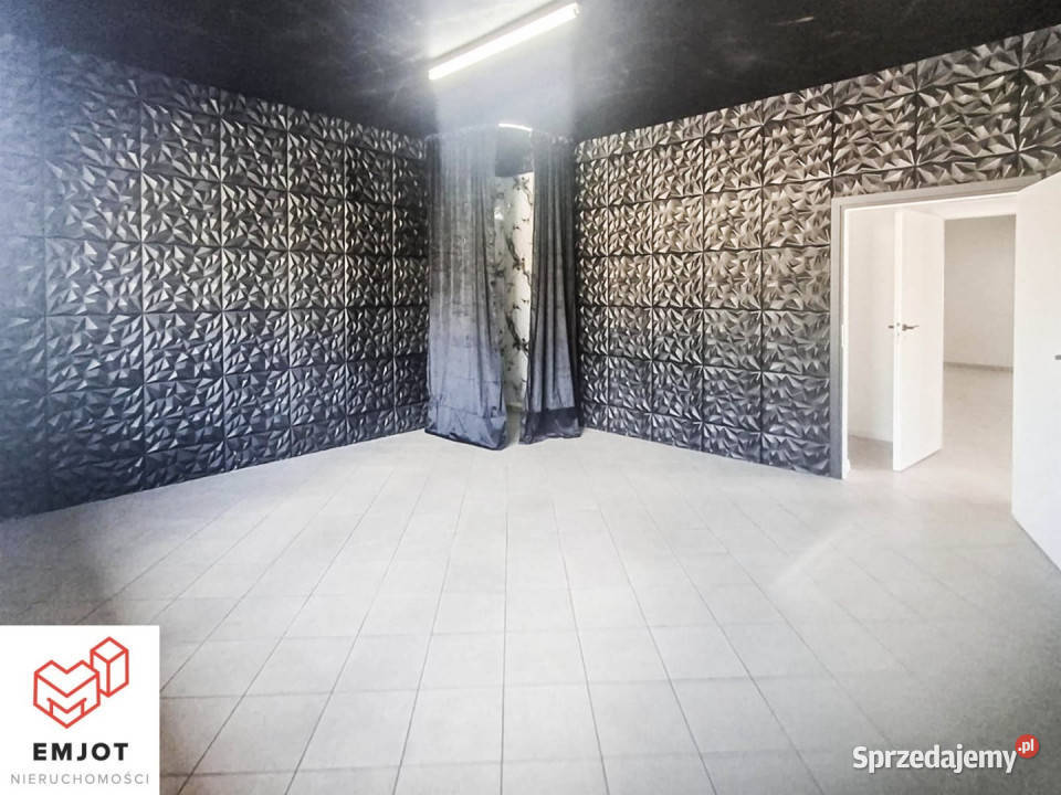 Lokal sprzedam 200 metrów Zduńska Wola 200m2