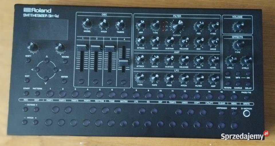 Sprzedam syntezator stacjonarny Roland SH4D case Szczytno