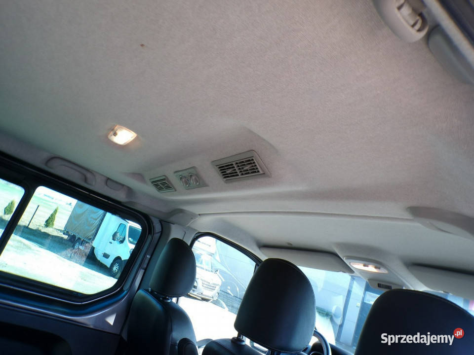 Renault Trafic trafic 9 osobowy passenger III klimatyzacja Raszków sprzedam
